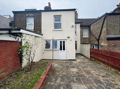 3 Bed Detached House, Sumner Road, CR0