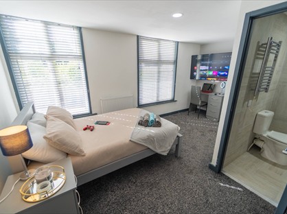 Room in a Shared House, Pershore Road, B29