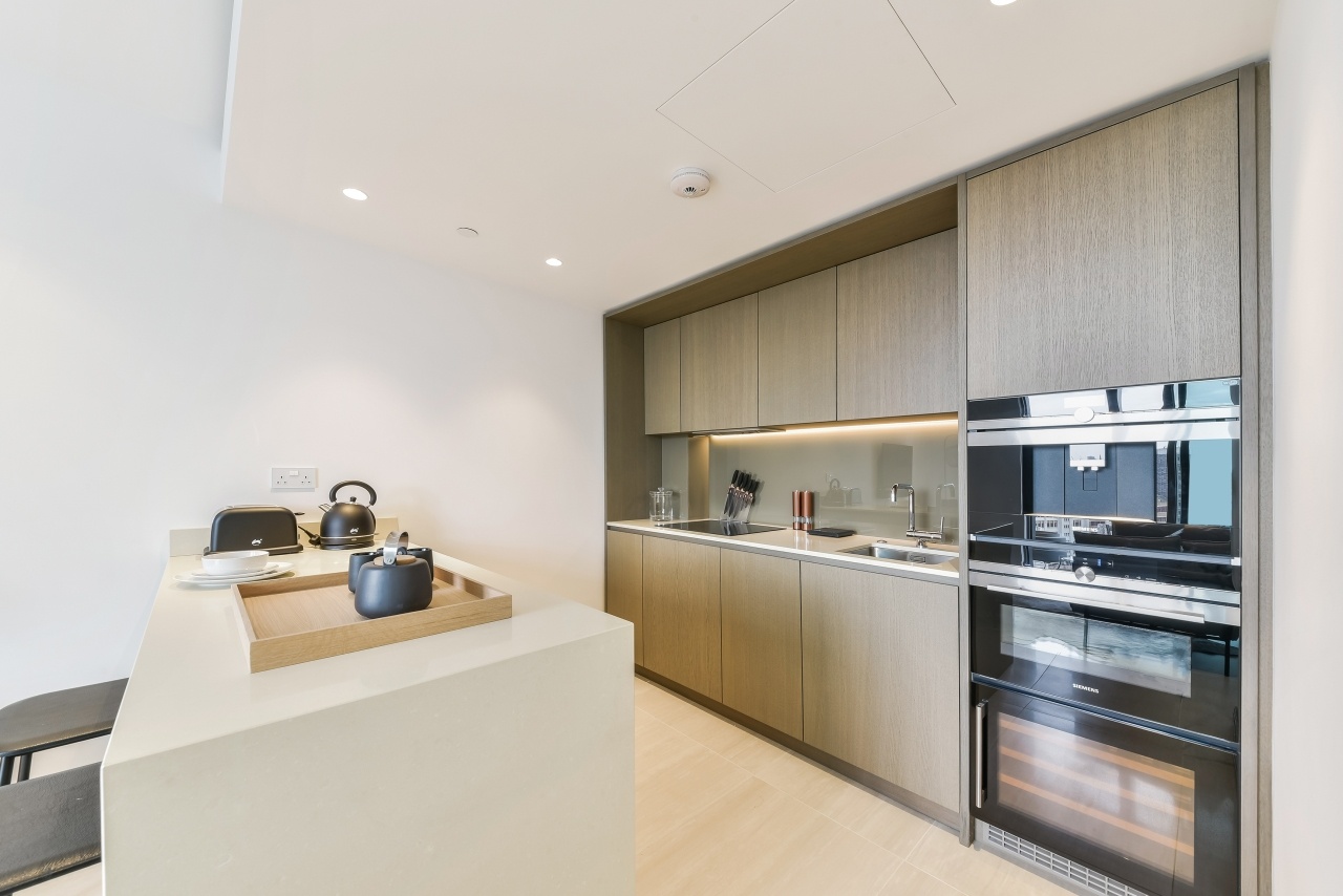 Studio Flat, Blackfriars Road, SE1, N1 7GU