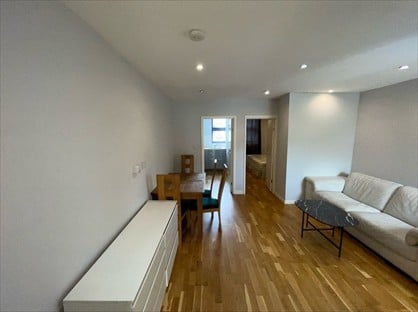 1 Bed Flat, High Street, CR7