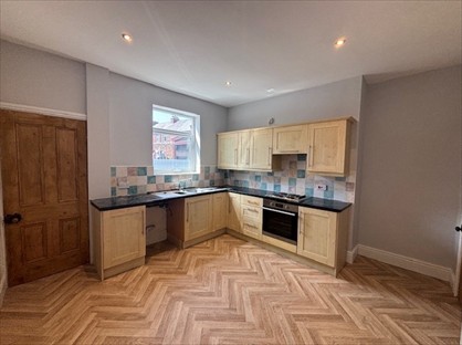 2 Bed Terraced House, Hay Green Lane, S70