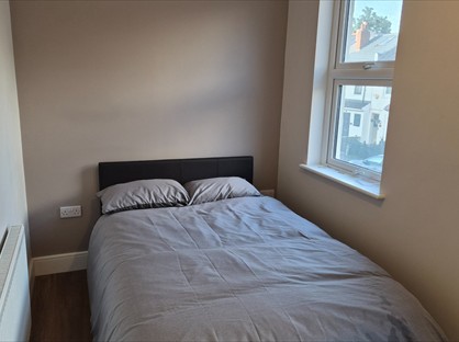 Room in a Shared House, Wentworth Road, CR0