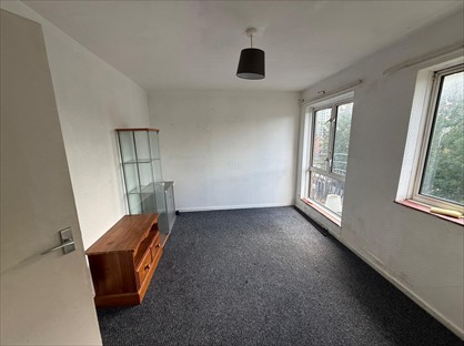 1 Bed Flat, Trinity Court, N18