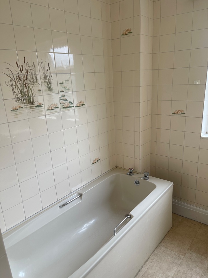 2 Bed Flat, Chapeltown, S35 photo 2