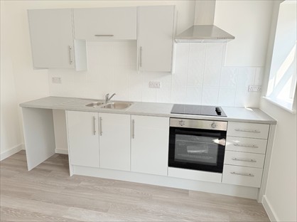 1 Bed Flat, Fitzworth Avenue, BH7