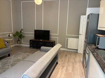 2 Bed Flat, New Road, ME4
