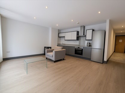 1 Bed Flat, Rumford St, L2