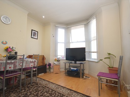 2 Bed Terraced House, Henry Road, E6