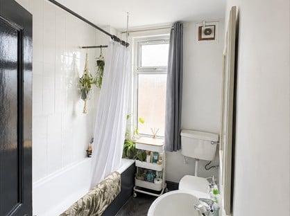 2 Bed Terraced House, Christopher Road, LS6