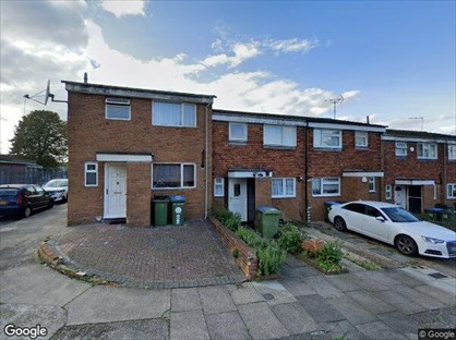 3 Bed Terraced House, Drawell Close, SE18