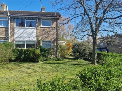 4 Bed Semi-Detached House, St Michaels Place, CT2