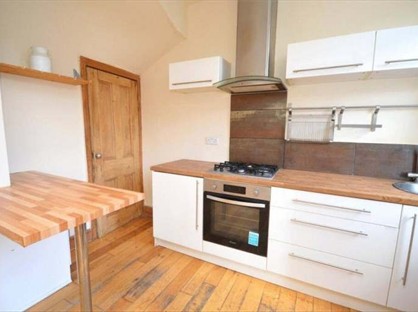 2 Bed Semi-Detached House, Firth Mount Leeds Beeston West Yorks, LS11