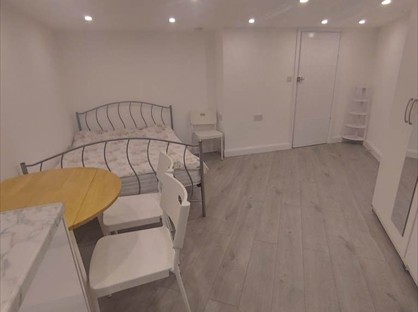 Studio Flat, Howard Road, IG11