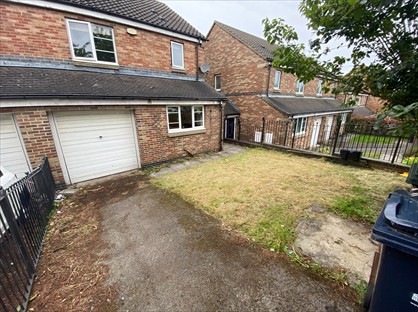 3 Bed Semi-Detached House, Village Heights, NE8