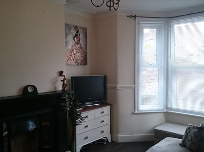 2 Bed Semi-Detached House, Devon Road, BS5