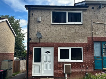 2 Bed Terraced House, Edinburgh Drive, S25
