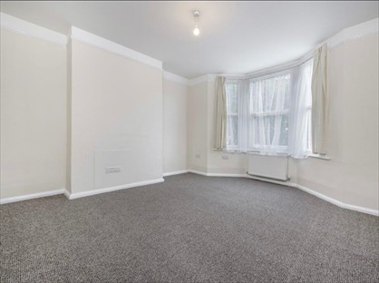 Room in a Shared House, Desborough Road, HP11