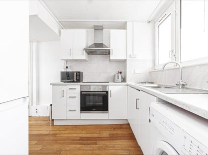 Room in a Shared House, Eastleigh Walk, SW15