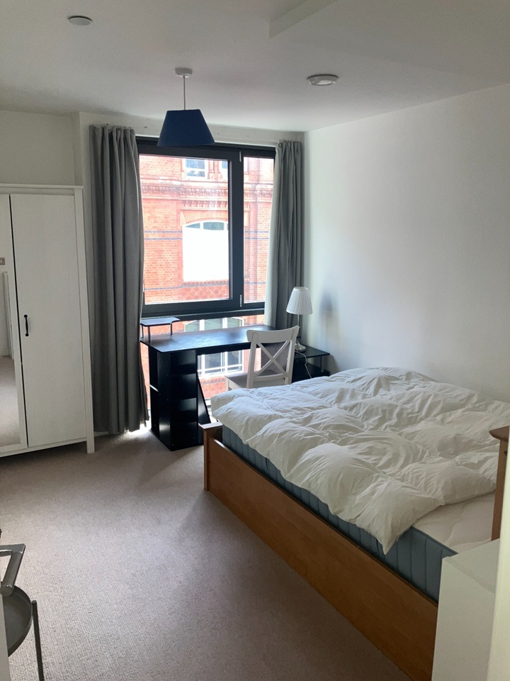2 Bed Flat, Black Prince Road, SE1 photo 3