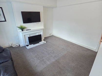 2 Bed Semi-Detached House, Causeway Green Road, B68