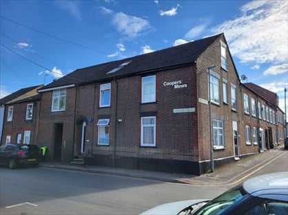 1 Bed Flat, Adelaide St, LU1