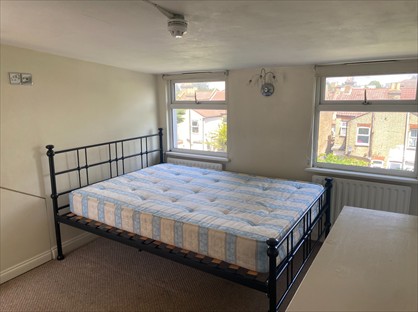 Room in a Shared House, Mitcham Road, CR0