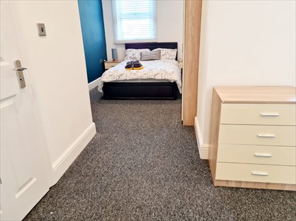 Room in a Shared House, Brixton Road, WD24