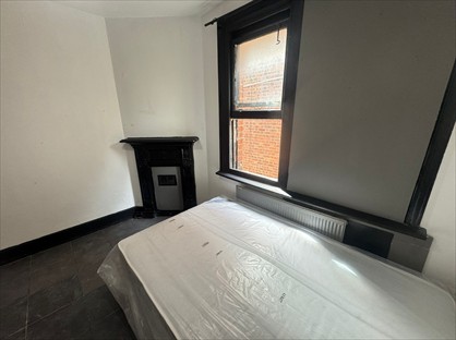 Studio Flat, High Road, NW10