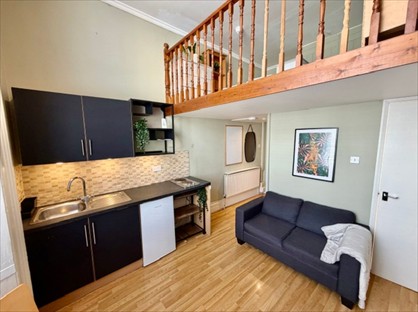 Studio Flat, Prince's Square, W2