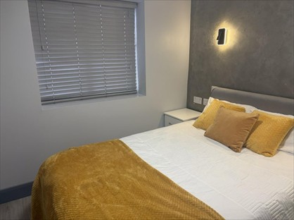 Room in a Shared House, Gordons, SS13