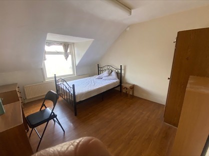Room in a Shared House, Burgoyne Road, N4