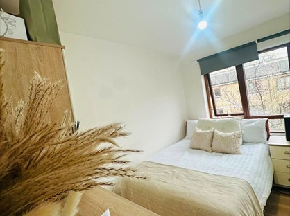 Room in a Shared House, Barchester St, E14