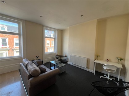 2 Bed Flat, Argyle Square, SR2