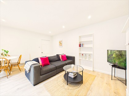 2 Bed Flat, London Road, GL52