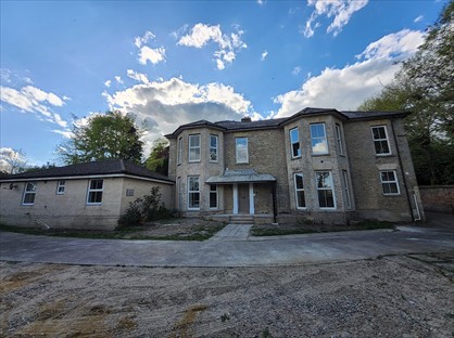 1 Bed Flat, Glenmore Road, SP1