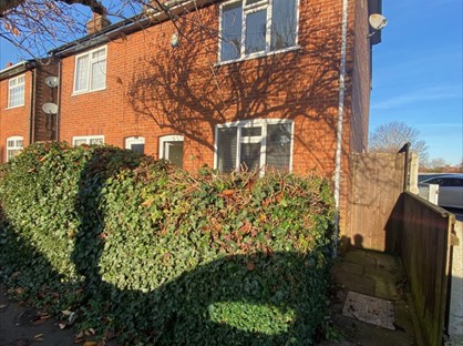2 Bed End Terrace, Alexandra Road, PE1