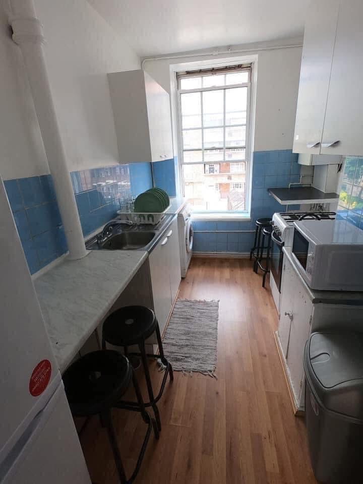 4 Bed Flat, Shadwell Gardens, E1 photo 3