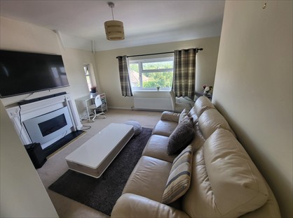 2 Bed Maisonette, Buckingham Drive, HP13