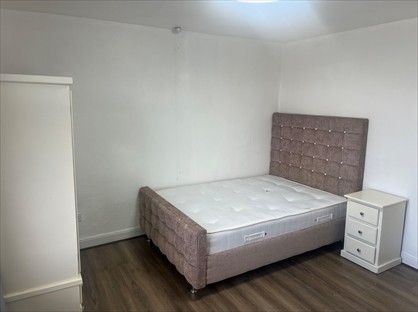 Room in a Shared House, Rigton St, BD5
