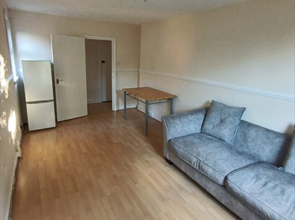 2 Bed Flat, Elliott Road, CR7