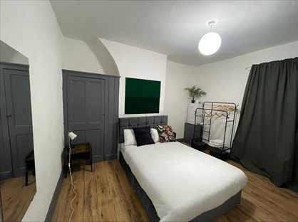 Room in a Shared House, Knoclaid Road, L13