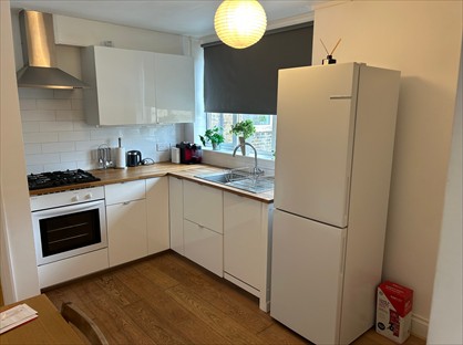 Studio Flat, Myddleton Road, N22