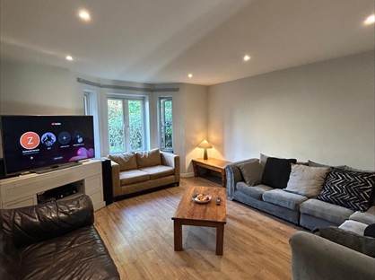 2 Bed Flat, Peel Close, E4