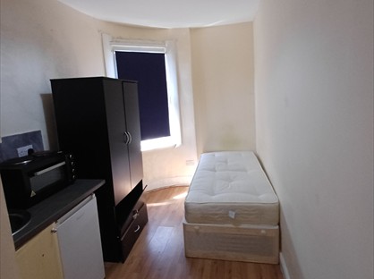 Room in a Shared House, Lee Road, SE3