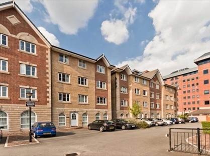 2 Bed Flat, Labrador Quay, M50
