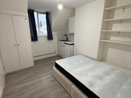 Studio Flat, Edgware, HA8