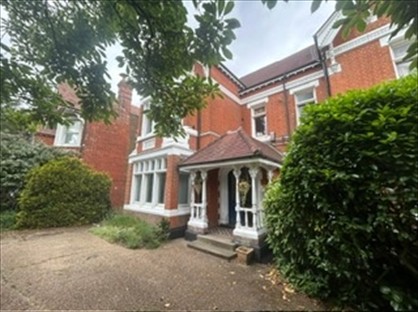 1 Bed Flat, Gunnersbury Avenue, W5