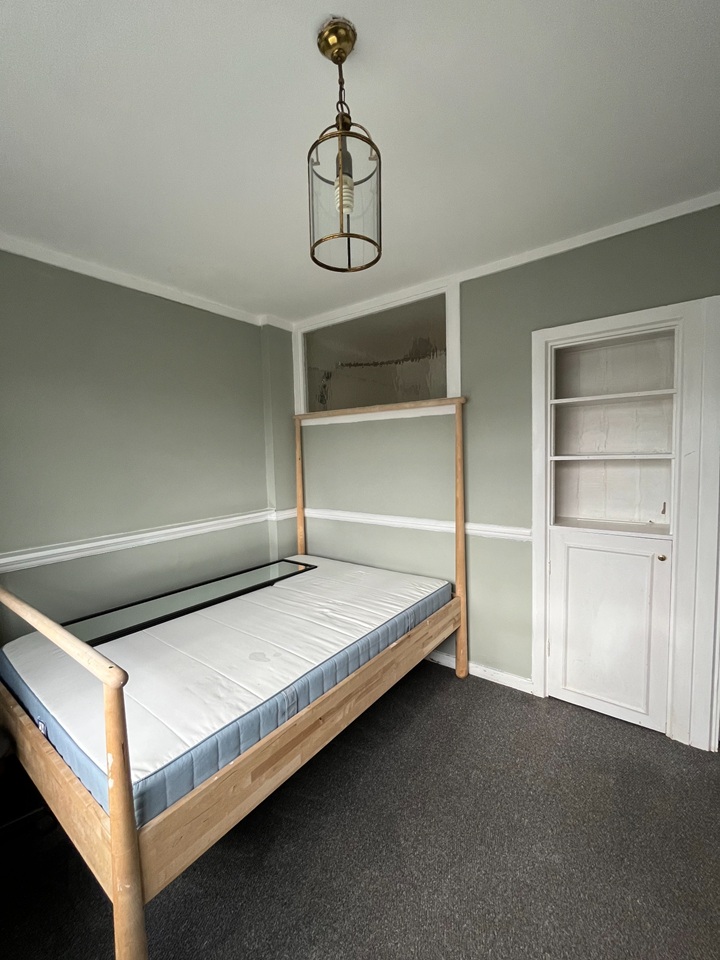 1 Bed Flat, Russell Court, WC1H, N1 7GU