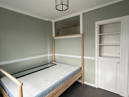 1 Bed Flat, Russell Court, WC1H