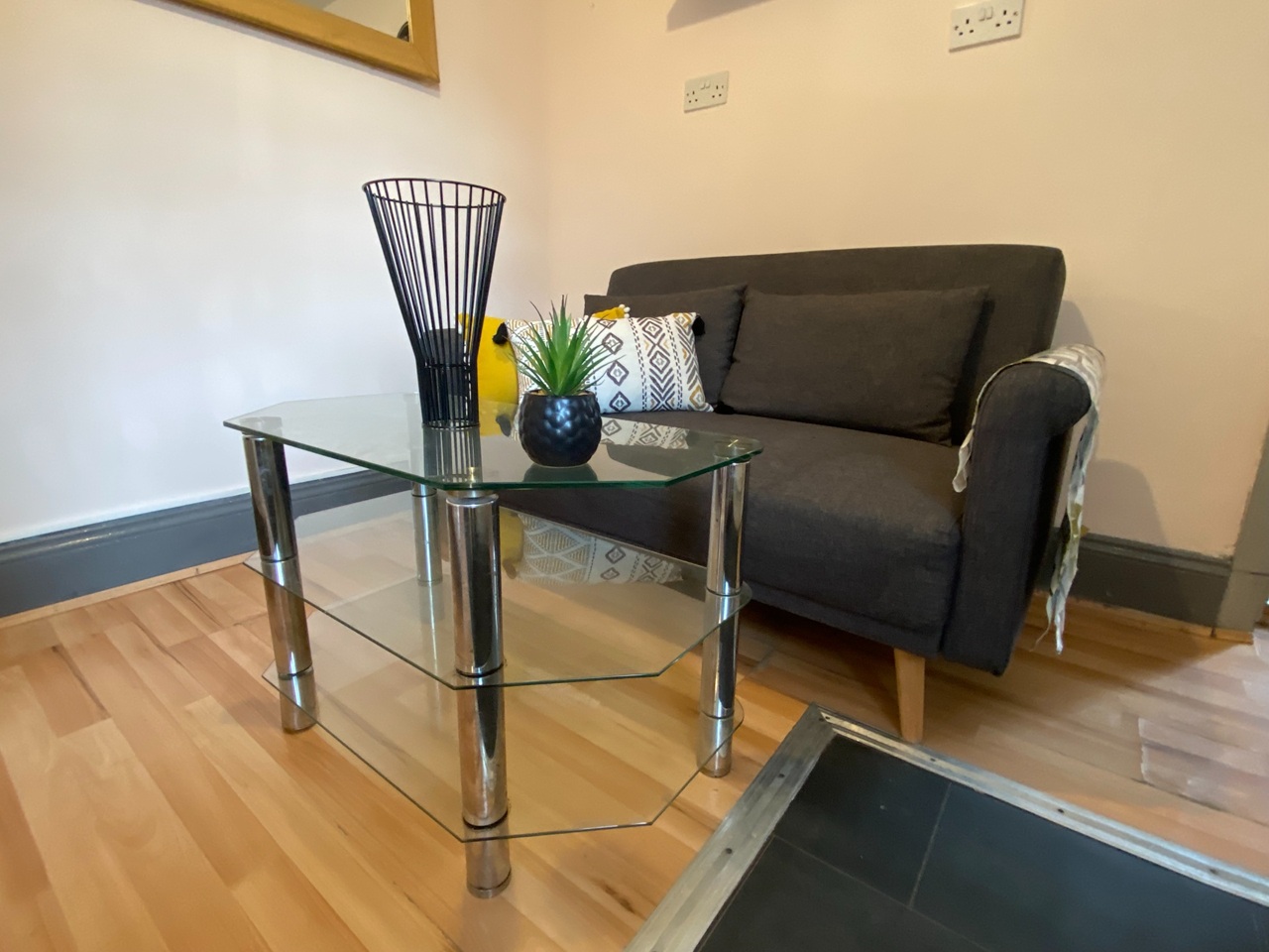 1 Bed Flat, Humberstone Gate, LE1 photo 5